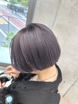 エウペ 渋谷(WEUPE) 斜めバング/グレージュカラー/デザインカラー/シルキーベージュ