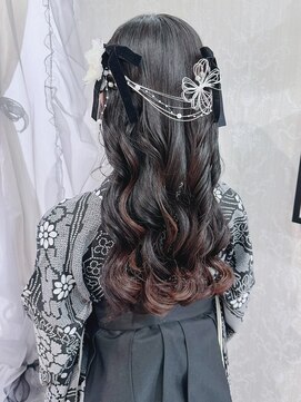 アトリエビューティーアミュ(atelier beauty AmU) 卒業式 袴着付け ハーフツイン×ベロアリボン 水引 パール