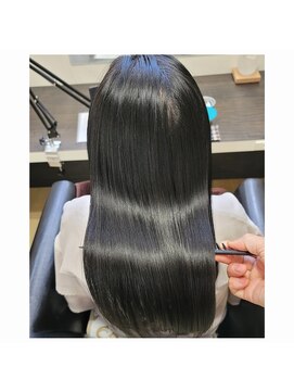 ブルーフィン シセロ(Blue Fin cicero) 【日本のツヤ髪を取り戻す】白髪染め艶カラー/髪質改善