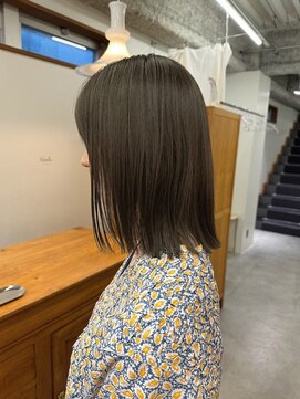 ニール シトロン 名古屋 伏見 丸の内(NEELU citron) 【Neeluscuro_take】ロブ×オリーブベージュ