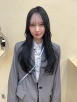 スニュウ(snuw)&nbsp;【snuw mina】レイヤーカット/透明感カラー/顔まわりカット/伏見