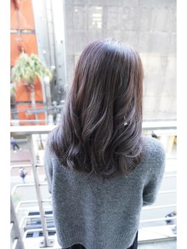 シィーム(cime) スモーキーダークブラウンカラー