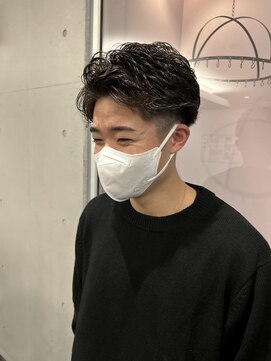 フィッツ(Fits) 毛流れパーマ