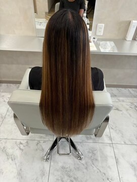 キング 高槻(K!ng) 縮毛矯正髪質改善ハイライトレイヤーカット枚方美容室エクステ