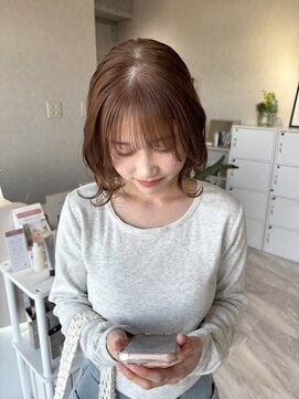 プリュム(Plume.) 柔らかベージュ