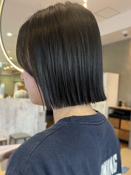 アトロ(Atoro) カット/カラー/イメチェン/顔周り/ボブ/レイヤーカット/大阪梅田