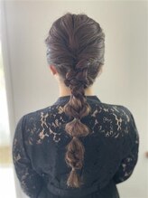 モイ ヘアー ワークス(moi hair works)