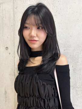 ルノン フィージュ(LUNON fieju) 黒髪クラゲヘアーオリーブグレー小顔ココアベージュ