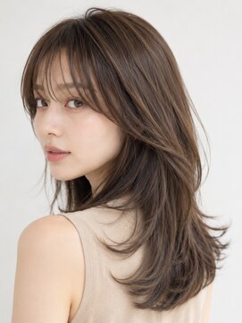 サーカス バイ ビュートリアム 青山(CIRCUS by BEAUTRIUM) レイヤーミディアム 上品 清楚 綺麗 顔周りレイヤー 表参道 青山