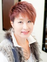 ヘアメイク ビス(Hair Make Bis.)&nbsp;手ぐしでキメる大人ショート