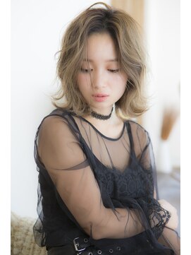 ミエル ヘア 新宿(miel hair) 【miel hair新宿】ハイトーンプラチナグレージュ