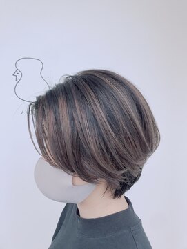 ハロウ シャドールーツバレイヤージュ