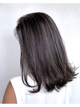 シエラ 心斎橋(CIERA.) CIERA.ダークアッシュVAIO