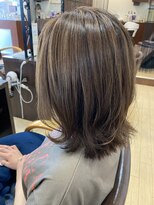 アッシュ アーティスティック スタジオ オブ ヘア(Ash artistic studio of hair)&nbsp;ナチュラルハイライト