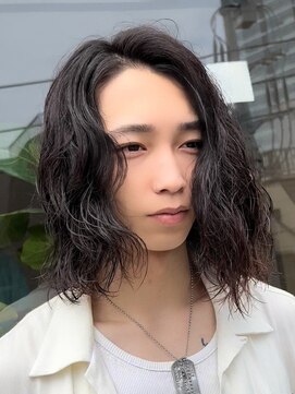 フィフス 天神大名(fifth) 波巻きスパイラルパーマツイストスパイラルパーマセンターパート