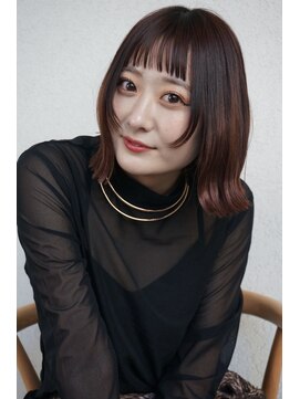 ガーデン オオタカノモリ(garden otakanomori) 20代30代40代に向けたふんわり切りっぱなしボブ