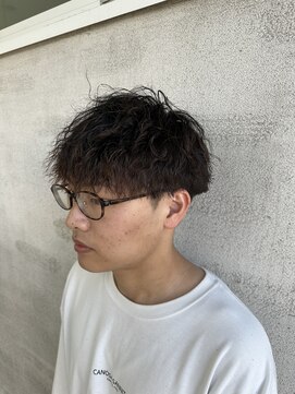 マカロンコワフュールドウシワカマル(macaron coiffure de ushiwakamaru) ツイストスパイラルマッシュ