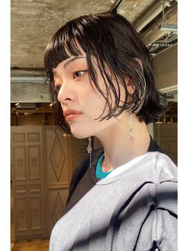 ザ ストラマ(THE STRAMA) 山戸ゆるパーマ