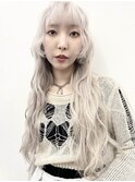 ブロンド/ケアブリーチ/前髪あり/姫カット/顔周りレイヤー
