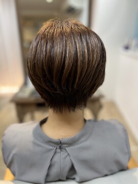 ビオトープアトラ(Bio-Top atora) ハンサムショート/マニッシュショート/耳かけショート