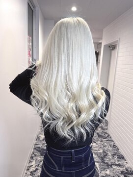 ブランシスヘアー(Bulansis Hair) White