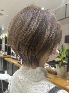 サヴォア(Savoir) 【安藤】抜け感×ふんわり　くびれショート◎