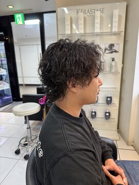 アイズ 海老名(AIZU) サーフカール　海老名パーマ　波巻きパーマ　ウルフパーマ　眉毛