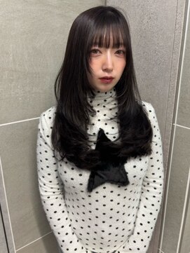 アケミ(akemi) 艶感ナチュラルロングレイヤー