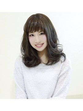 クラウン ヘアー(CLOWN hair) 外国人風のグレージュカラーで大人な女性に