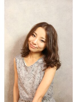 コマ(coma) 【coma中野】ラフニュアンスセンターパートふわミディ