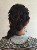 編みおろしヘアアレンジ