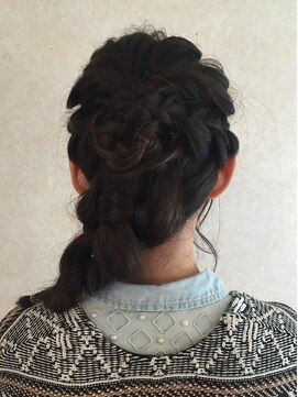 ファンヘアメイク(Fun hair make) 編みおろしヘアアレンジ