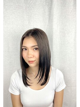 チューズデー(TUESDAY) レイヤースタイル