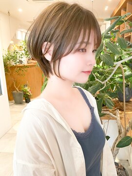 ルエ(rue) 20代30代40代大人可愛いワンサイドひし形ショートボブ☆