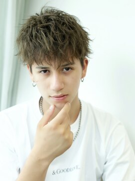 アーリー(Ali'i) ツイストスパイラルパーマ刈り上げマッシュショートレイヤー