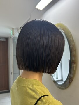 インビテーション(invitation) 切りっぱなしボブ