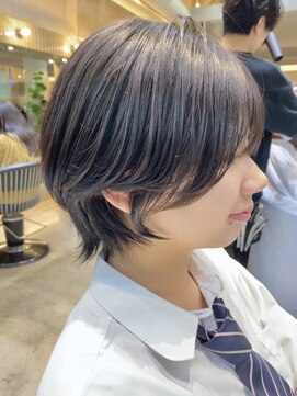 レーヴバイロンド 仙台(Reve by Lond) 伸ばしかけもお洒落　ショートウルフ　シルキーベージュ