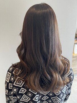 モック(moc) ロングヘアスタイル