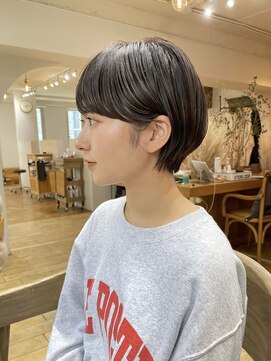 オッソ(OSSO) トレンド丸みショート/サイドバング/マッシュショート