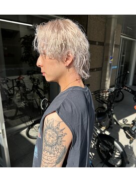 ティントバイアロブリーチ 大阪梅田(tint by alo bleach) 【Ryota】ホワイトカラー《大阪梅田駅》