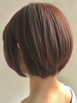 アンス(Anse)の写真/【阪神大石駅すぐ★】カット技術に定評ある女性オーナー,完全マンツーマン♪価格以上に大満足なスタイルに!