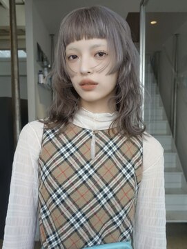 シキ 渋谷(siki) ハイトーン/ブリーチ/レイヤーカット/シアーカラー/渋谷/原宿