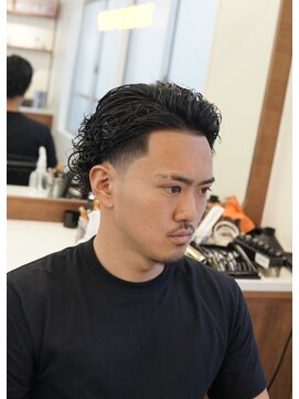 ザ チョップ ショップ ハラジュク(THE CHOP SHOP HARAJUKU) テーパーフェード/原宿バーバー／渋谷バーバー