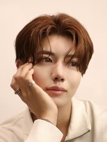 オーシャントーキョー 心斎橋(OCEAN TOKYO WEST)&nbsp;メンズヘアセンターパートブラウンカラーワックスなしナチュラル