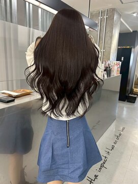 キング(K!ng) 縮毛矯正髪質改善ハイライトレイヤーカット楠葉美容室エクステ