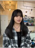 ダークグレーミディアムくびれミディ髪質改善前髪お顔まわり