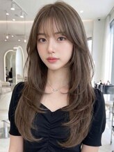 そんな『丸顔』さんにオススメの小顔ヘア&ポイントは？＜目指せ、小顔美人プロジェクト＞[表参道/表参道駅]