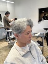 ザデイ カットアンドカルチャーショップ(THE DAY CUT&CULTURE SHOP) センターパート