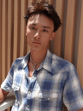ノラ シブヤ(NORA) スパイキーショートテーパーフェード海外風ショートツーブロック