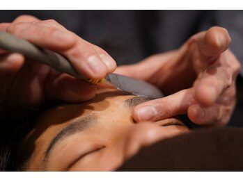 バーバープレイス チクシ(BARBER PLACE chikushi)の写真/【シェービング】